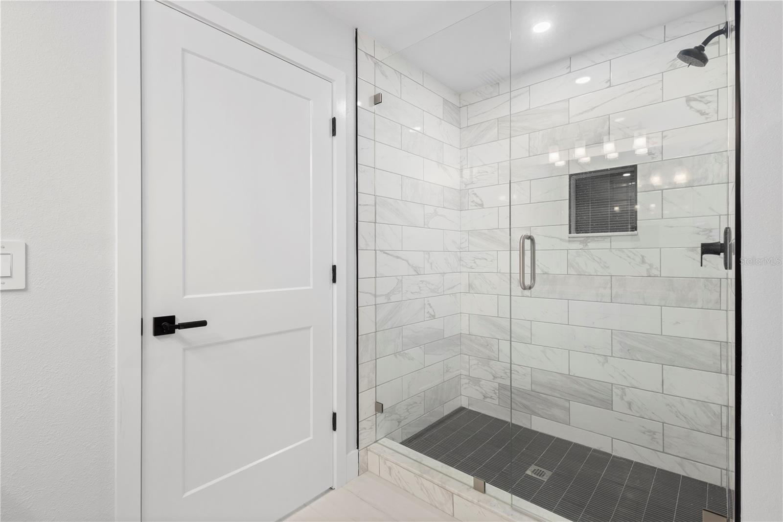 Image 17 of 26 For 7304 Portlight Lane