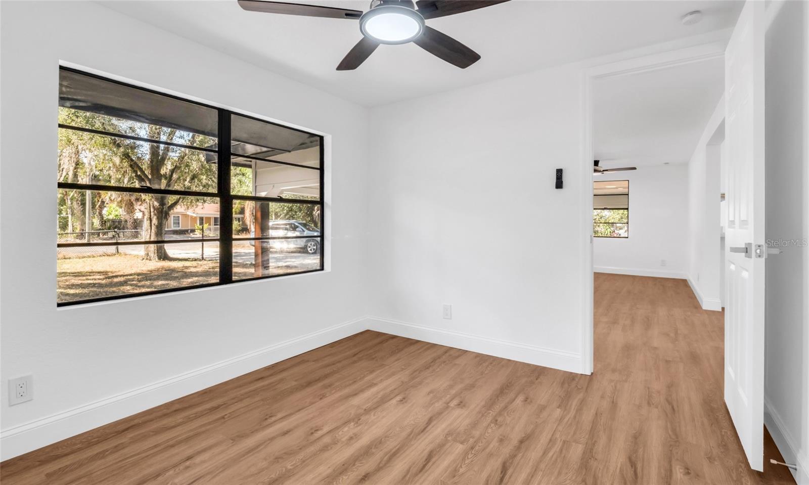 Image 22 of 45 For 10004 Vaughn Street