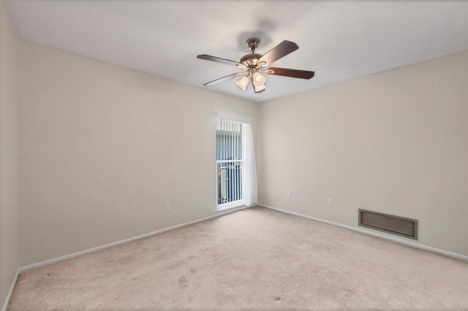 Image 17 of 35 For 6613 9th Avenue W