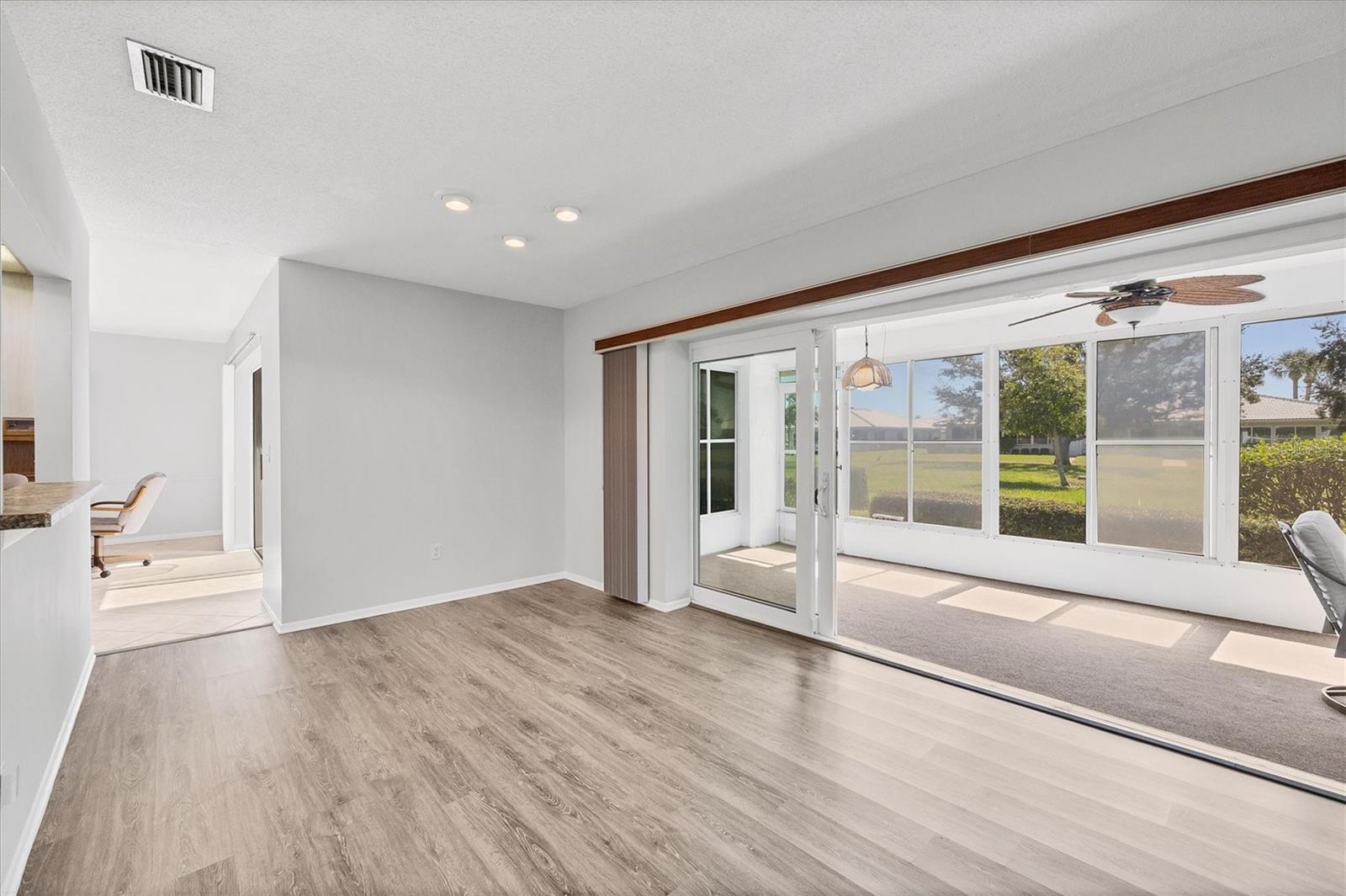 Image 8 of 35 For 6613 9th Avenue W