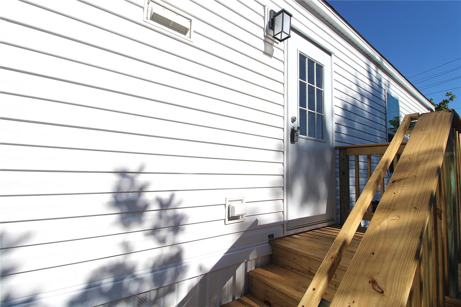 Image 18 of 24 For 4117 10th Street Court E