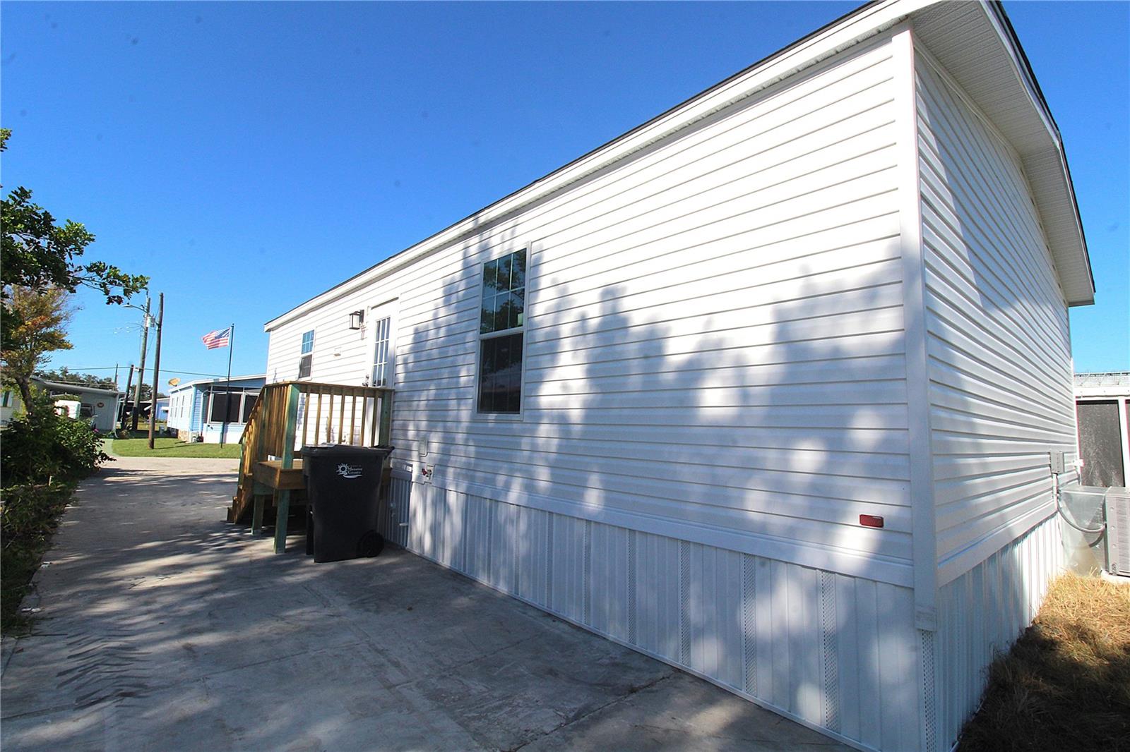 Image 19 of 24 For 4117 10th Street Court E