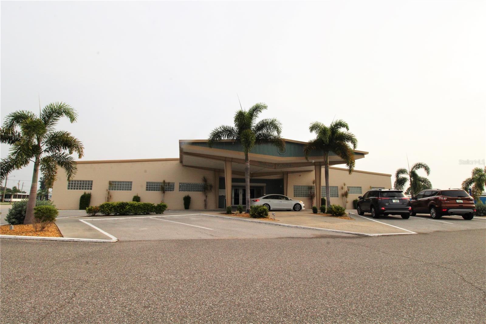 Image 21 of 24 For 4117 10th Street Court E