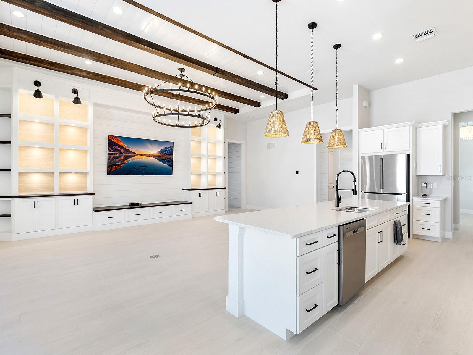 Image 10 of 64 For 8358 Redonda Loop