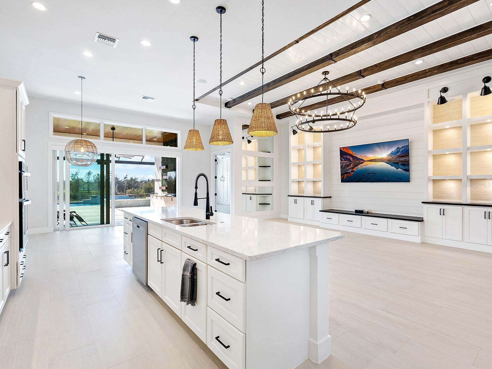 Image 15 of 64 For 8358 Redonda Loop