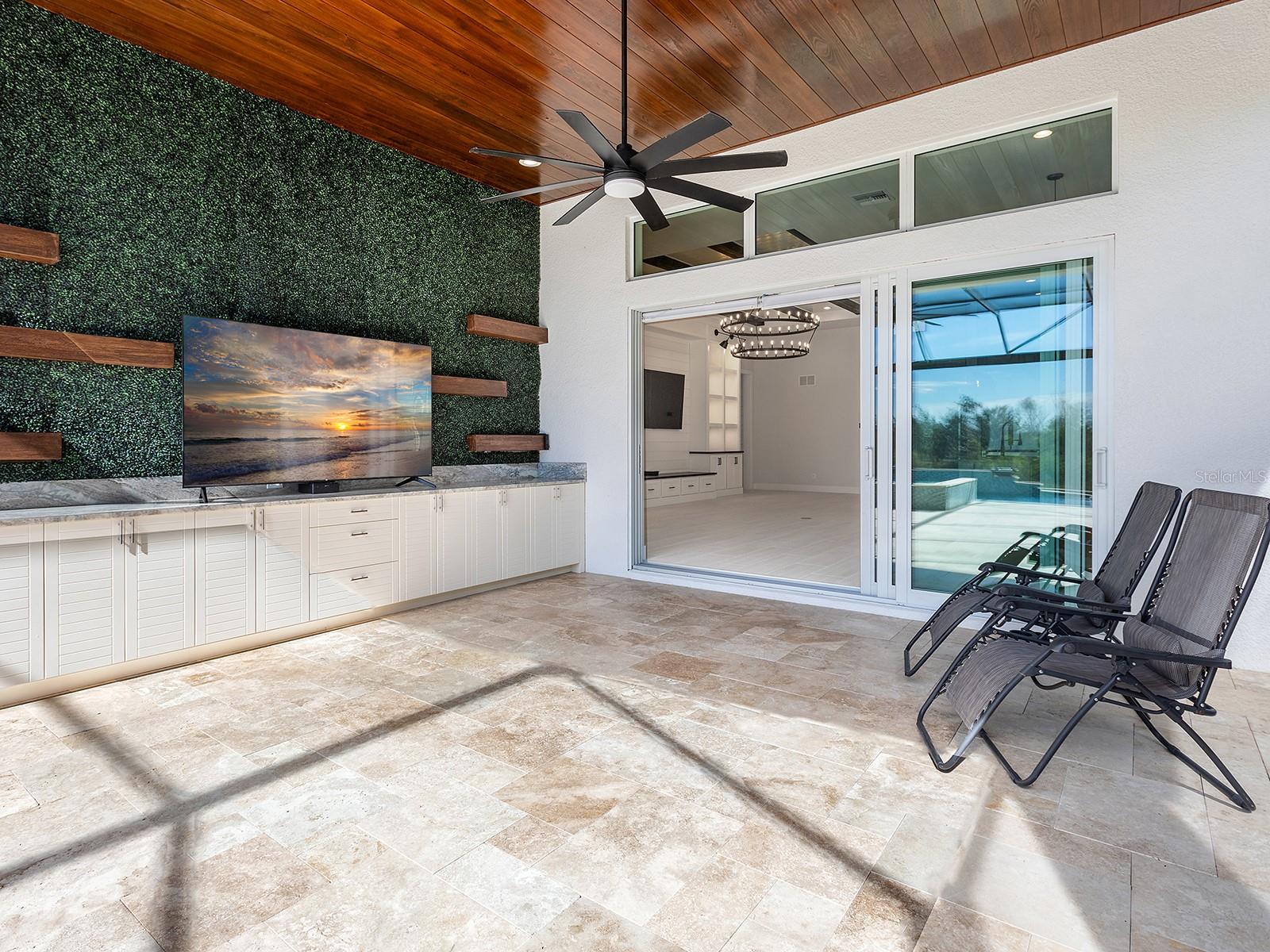 Image 25 of 64 For 8358 Redonda Loop