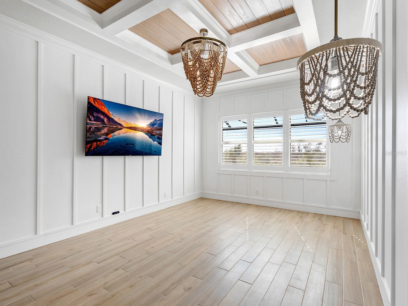 Image 29 of 64 For 8358 Redonda Loop