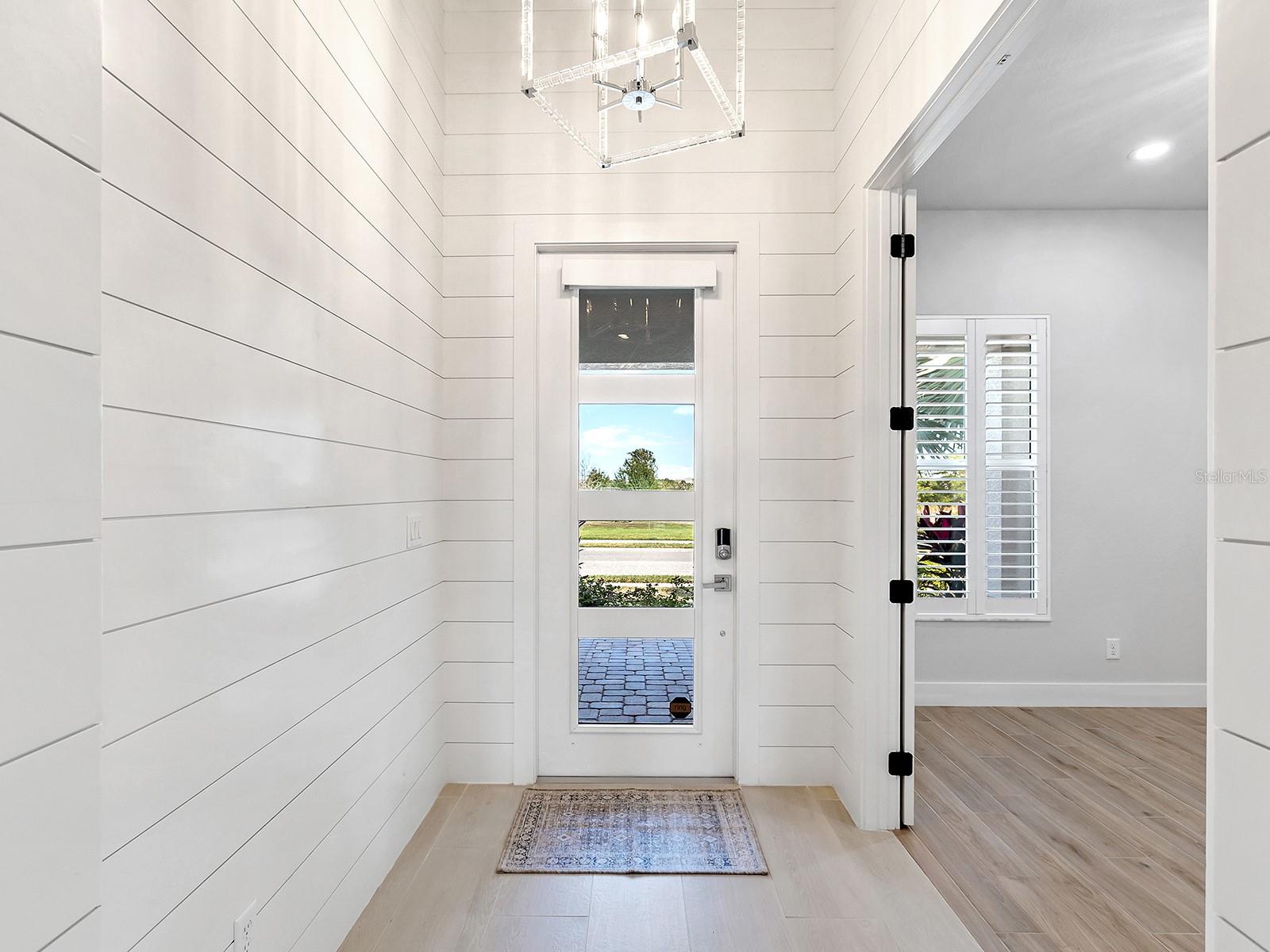 Image 3 of 64 For 8358 Redonda Loop