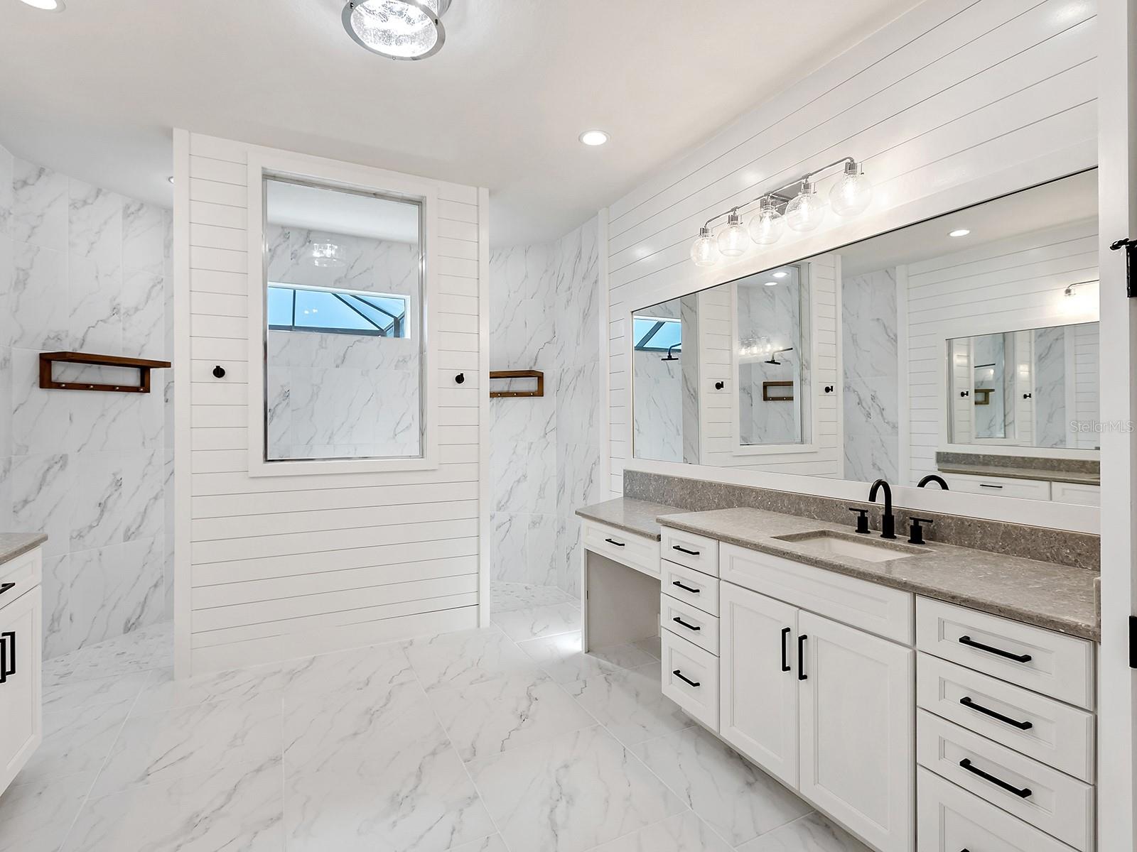 Image 31 of 64 For 8358 Redonda Loop