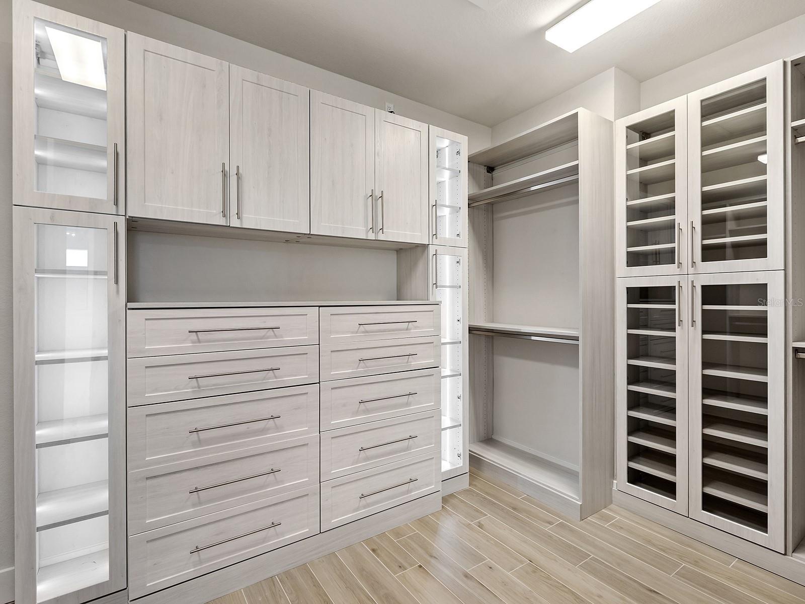 Image 32 of 64 For 8358 Redonda Loop