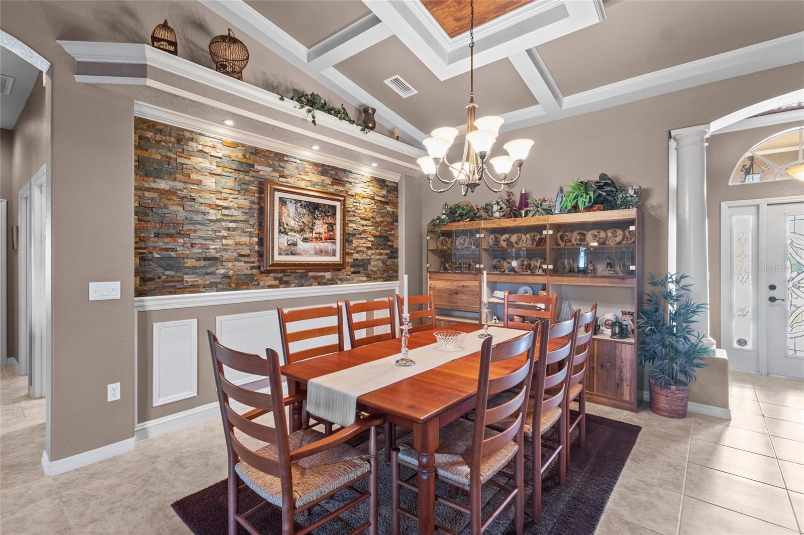 Image 12 of 71 For 9074 Willowbrook Circle