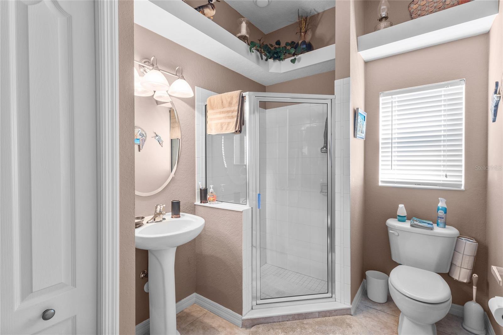 Image 24 of 71 For 9074 Willowbrook Circle