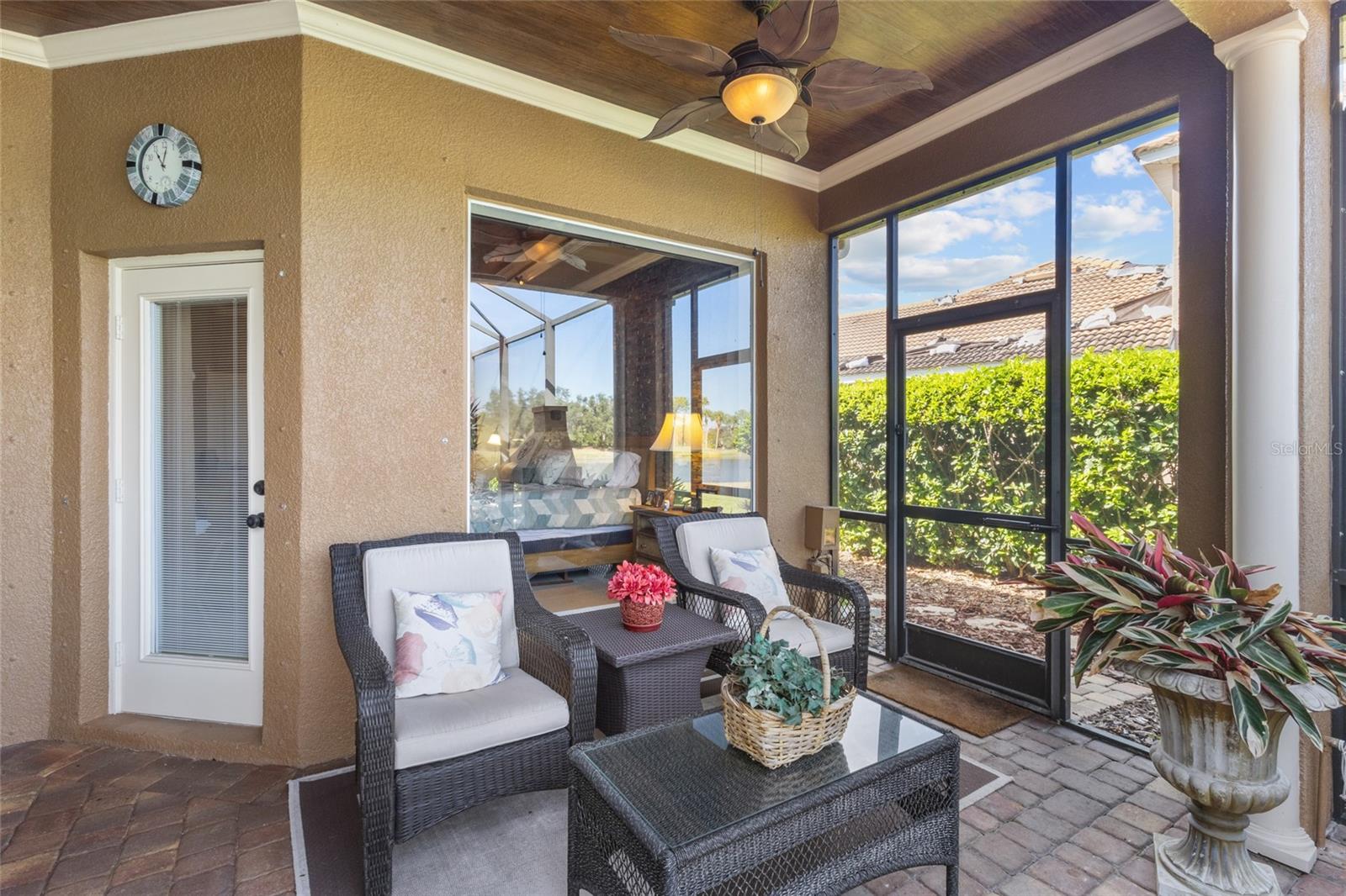 Image 34 of 71 For 9074 Willowbrook Circle