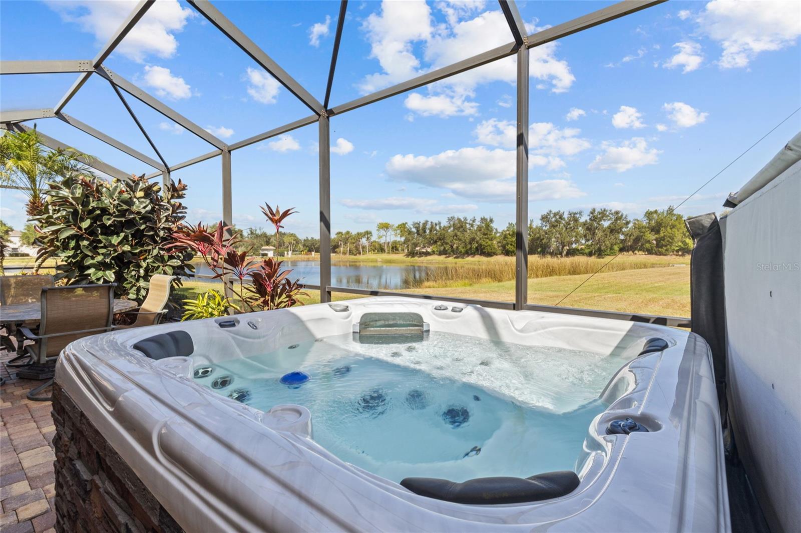 Image 39 of 71 For 9074 Willowbrook Circle