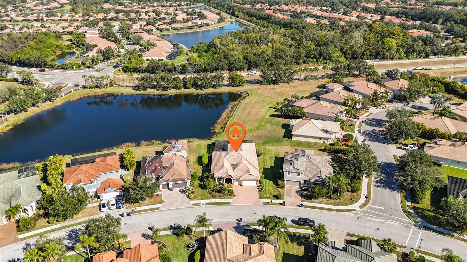 Image 53 of 71 For 9074 Willowbrook Circle