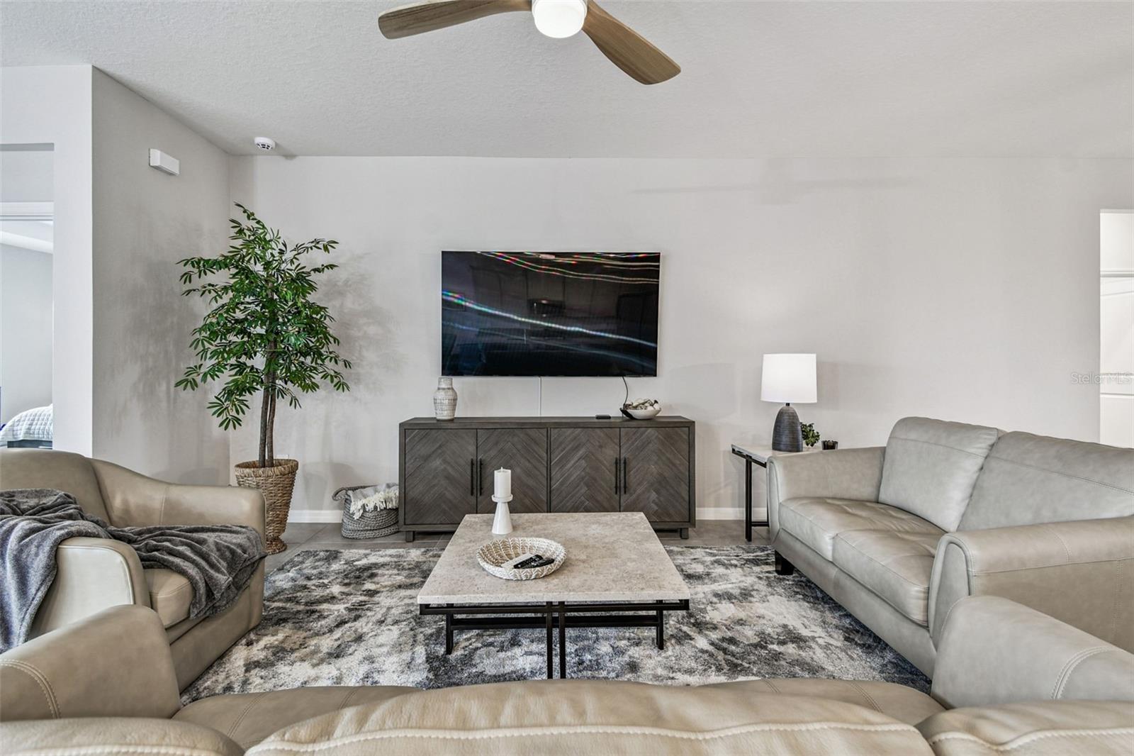 Image 15 of 95 For 17710 Pastureland Avenue