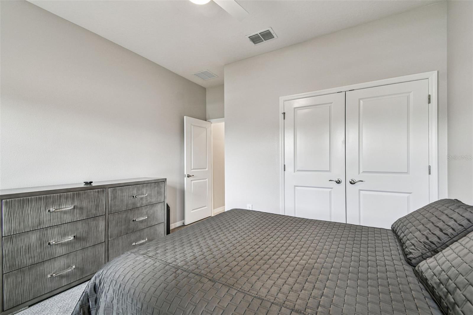 Image 22 of 95 For 17710 Pastureland Avenue