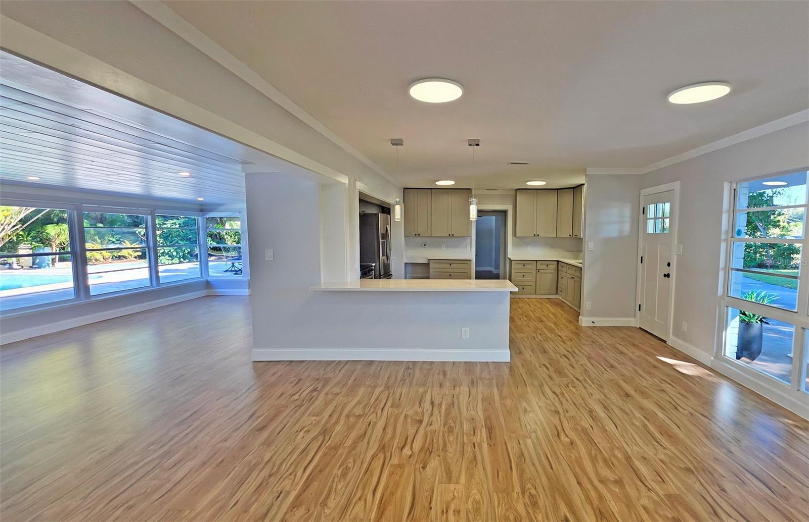 Image 16 of 48 For 3120 Arch Drive