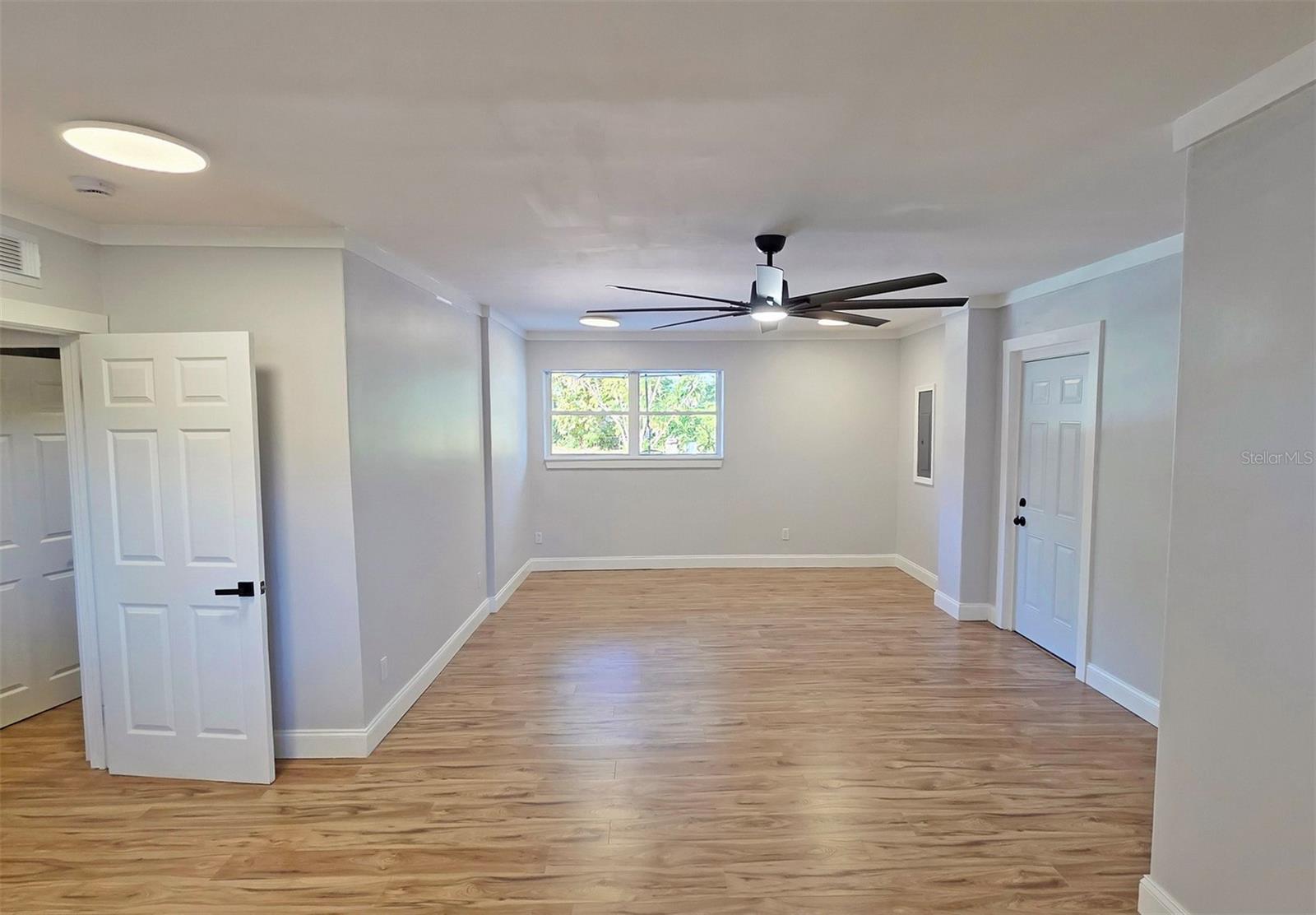 Image 19 of 48 For 3120 Arch Drive