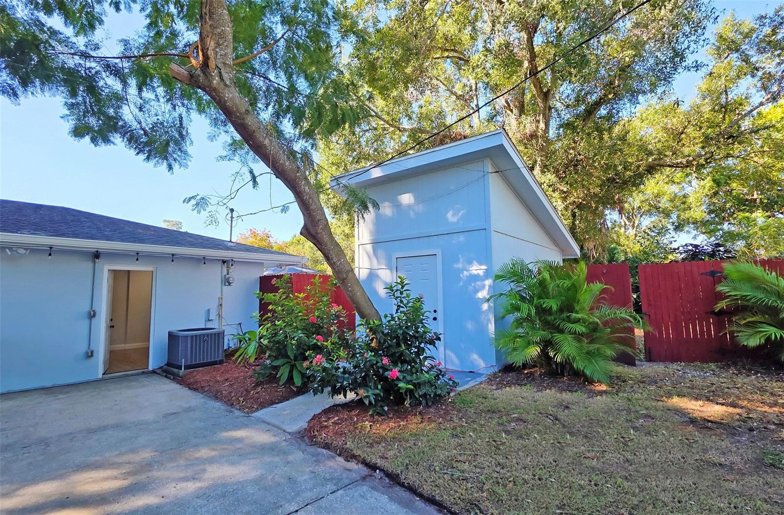 Image 46 of 48 For 3120 Arch Drive