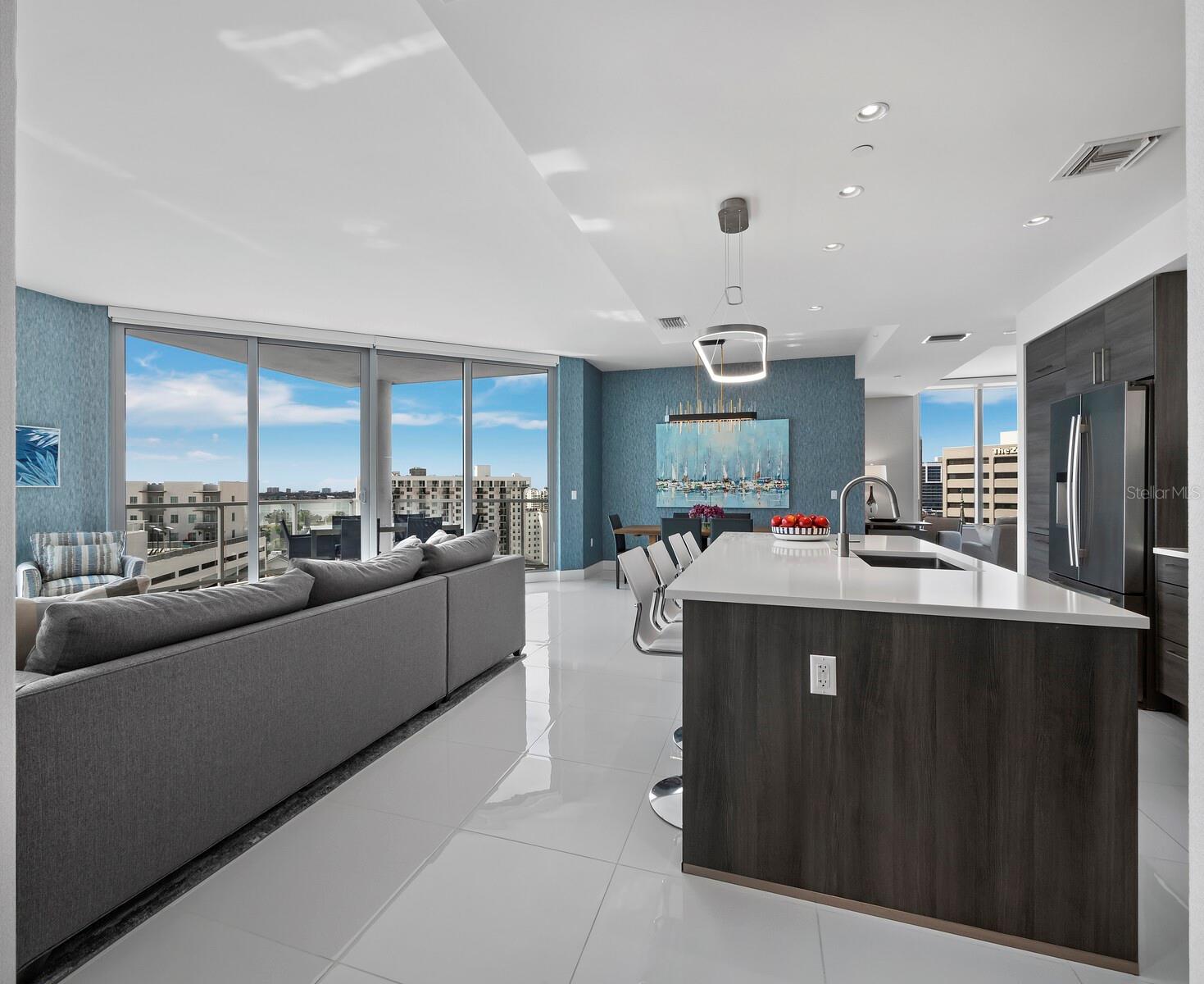 Image 17 of 47 For 111 Pineapple Avenue 1007