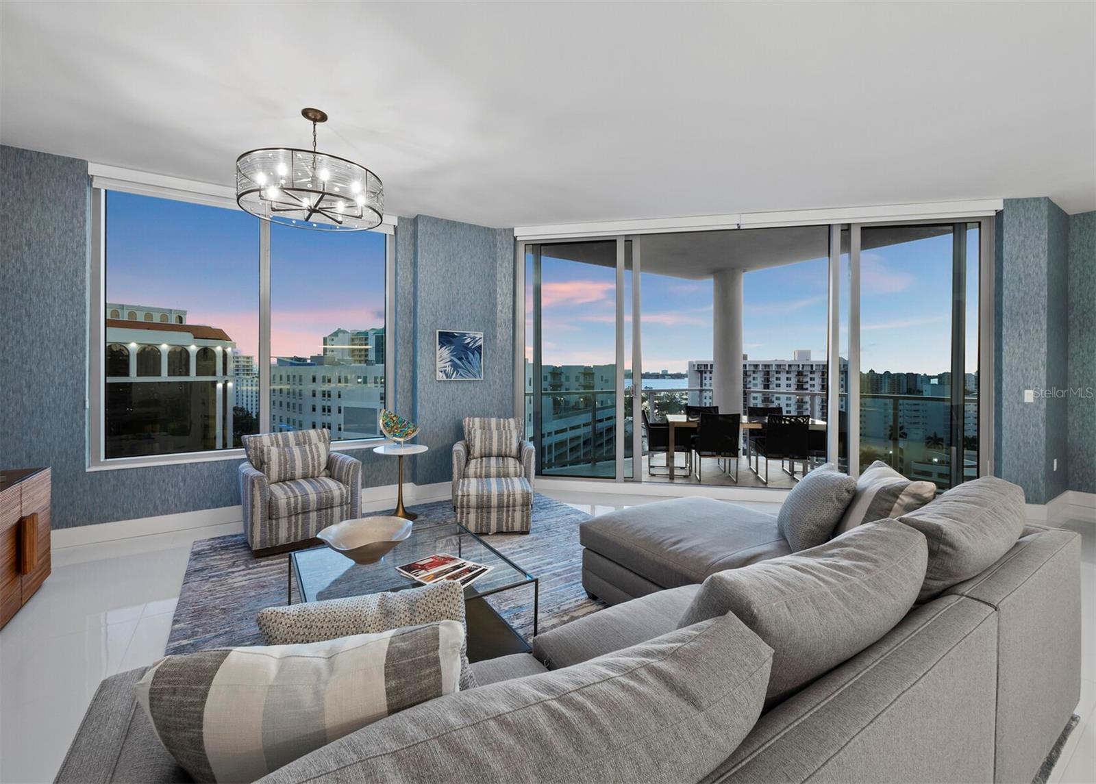 Image 3 of 47 For 111 Pineapple Avenue 1007