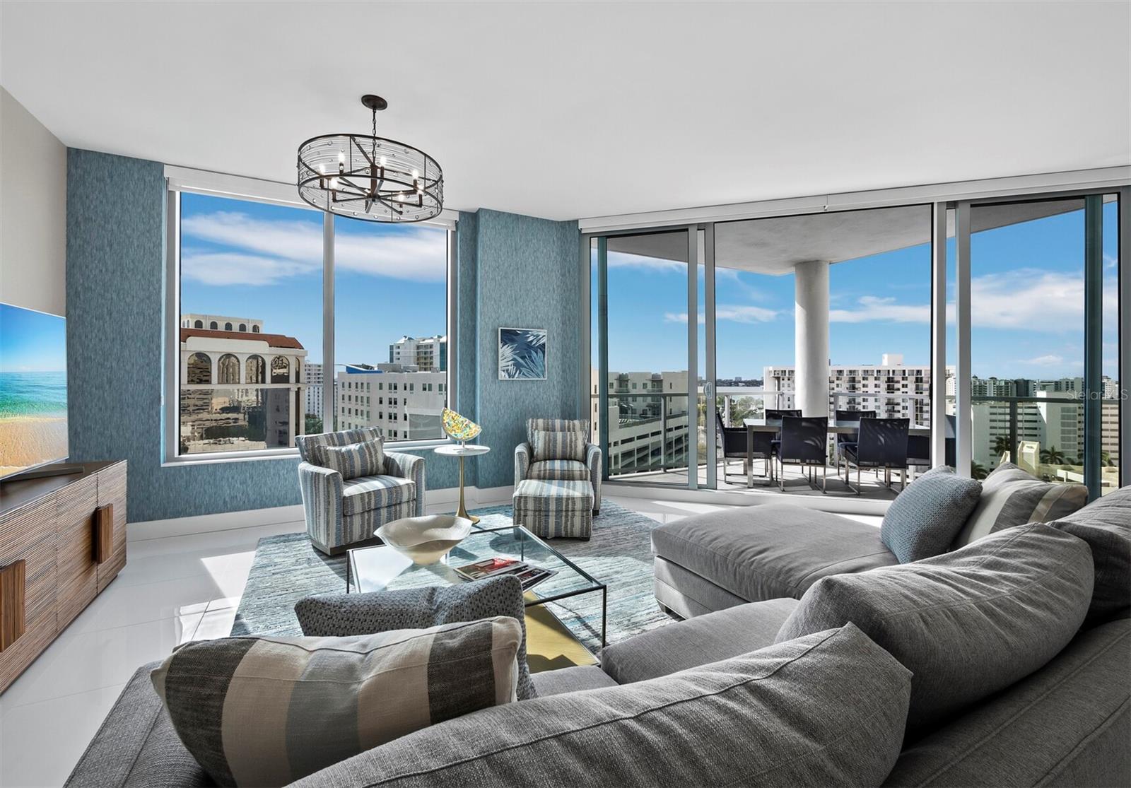 Image 7 of 47 For 111 Pineapple Avenue 1007