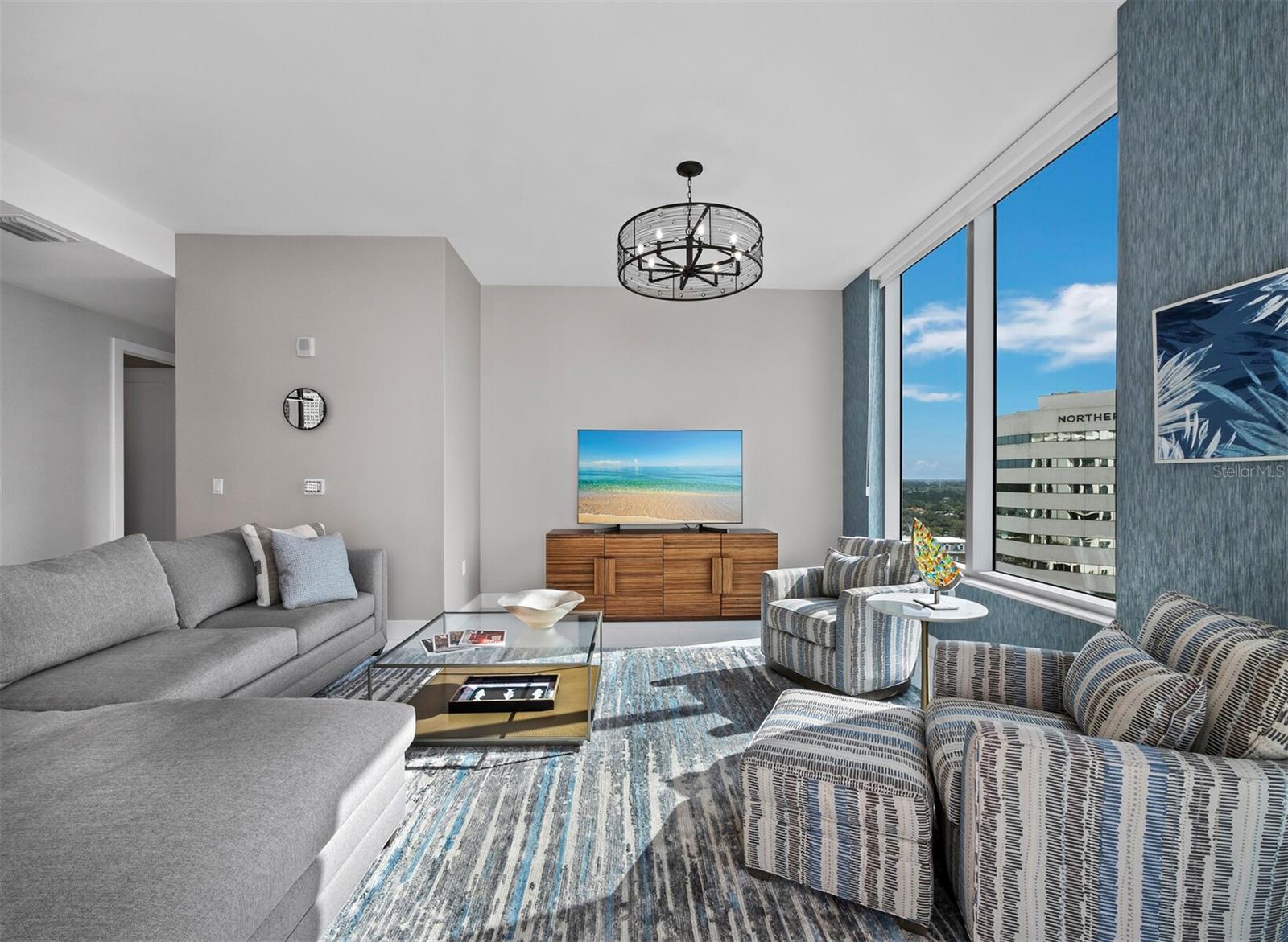 Image 8 of 47 For 111 Pineapple Avenue 1007