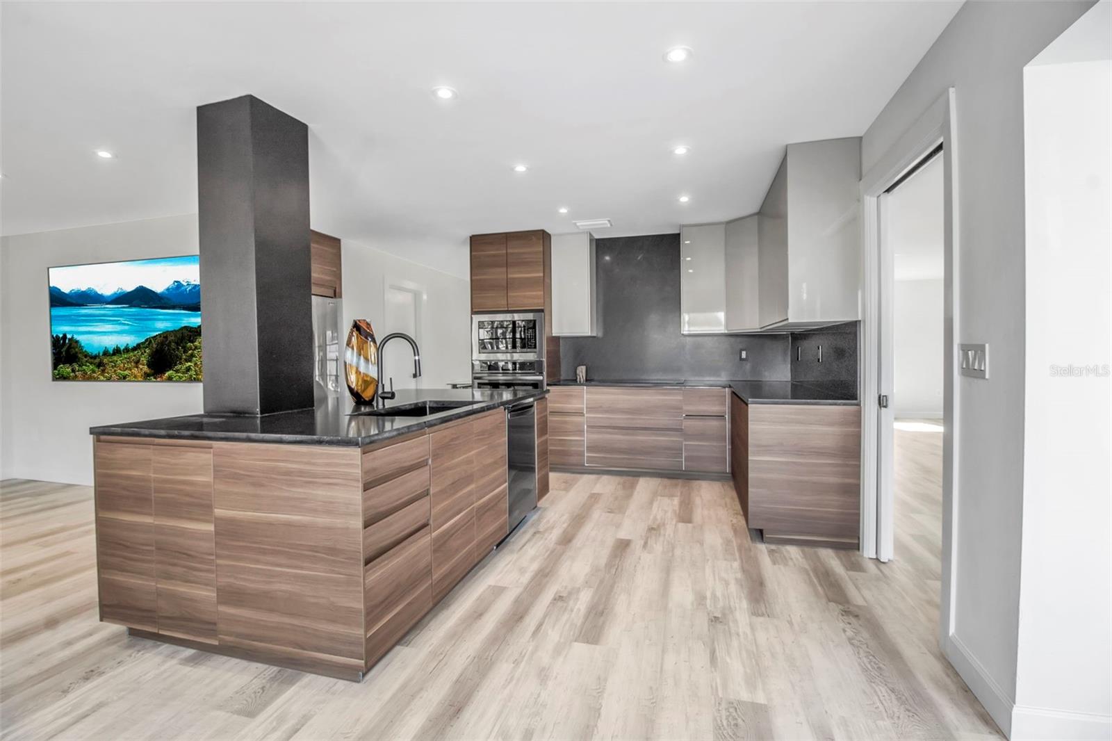 Image 10 of 25 For 1649 Stanford Lane