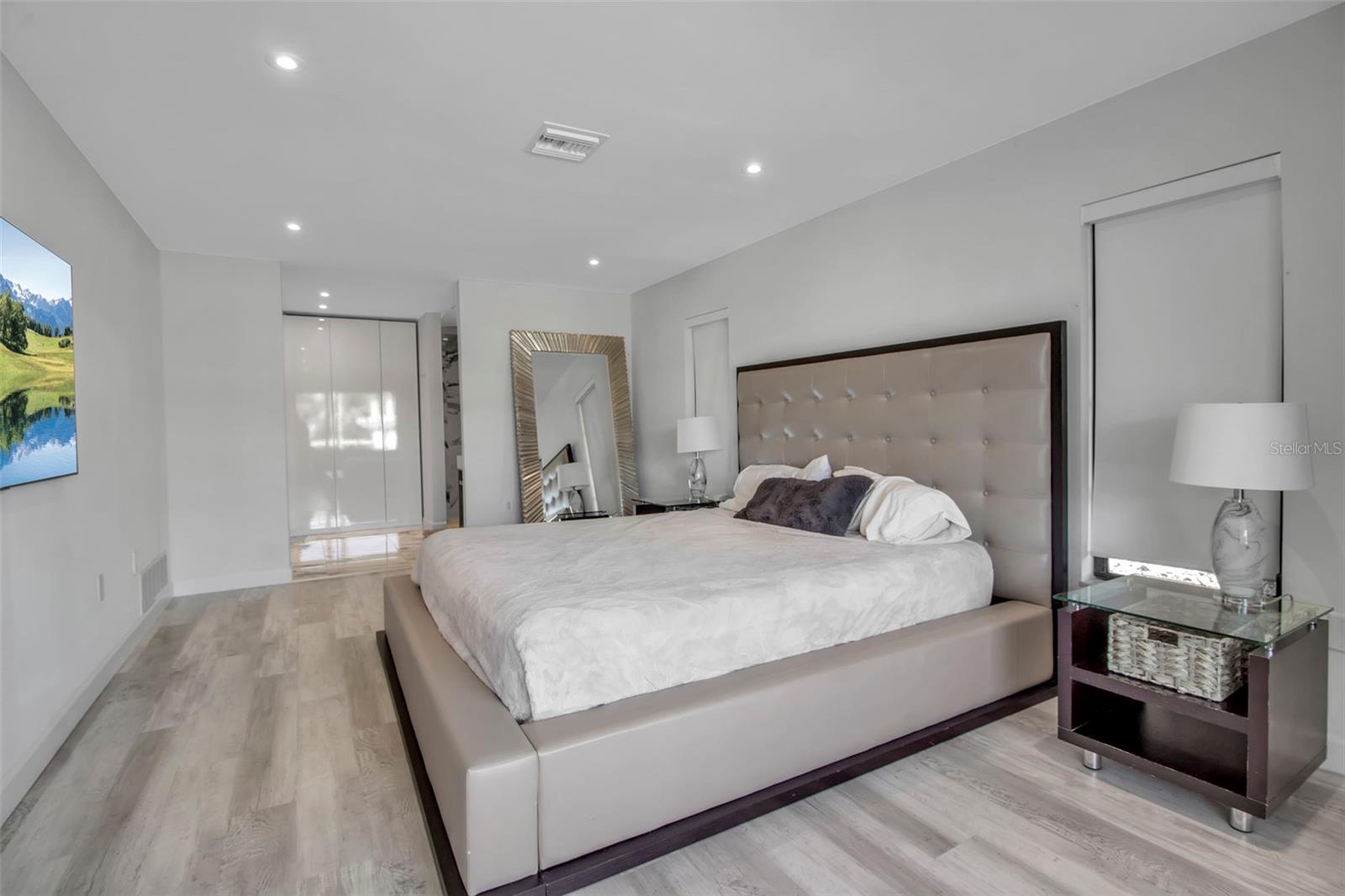 Image 16 of 25 For 1649 Stanford Lane