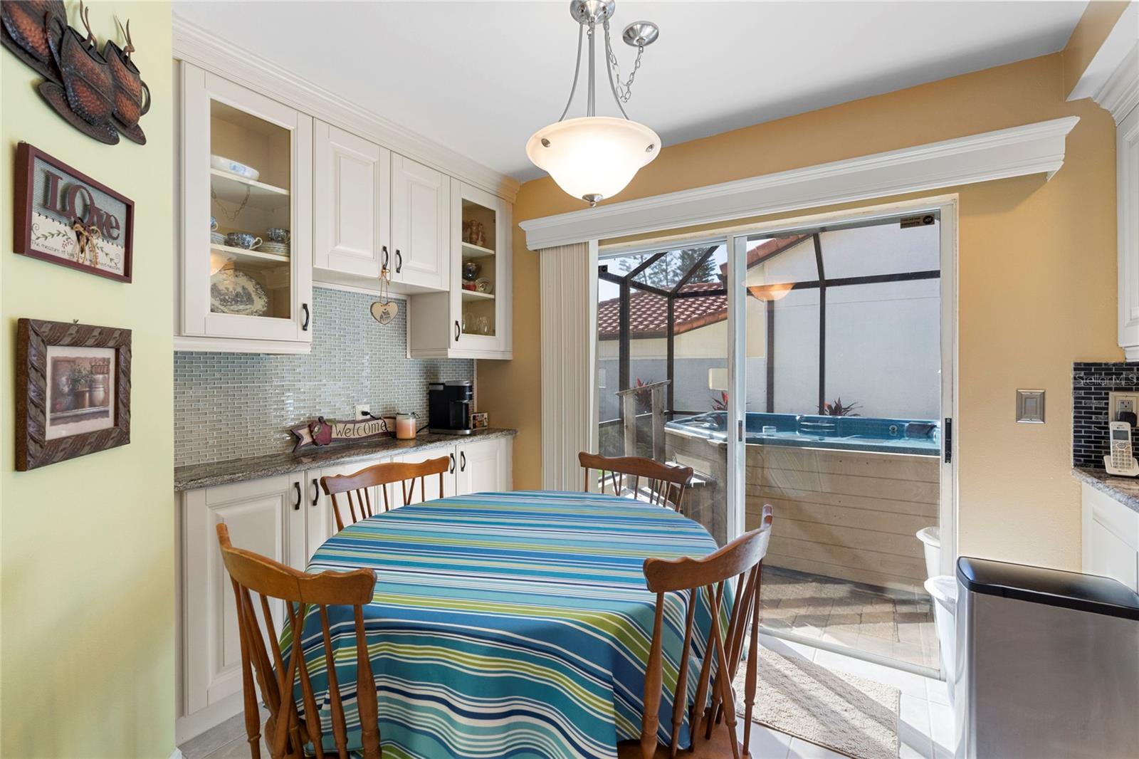 Image 24 of 49 For 4966 Clubview Court E