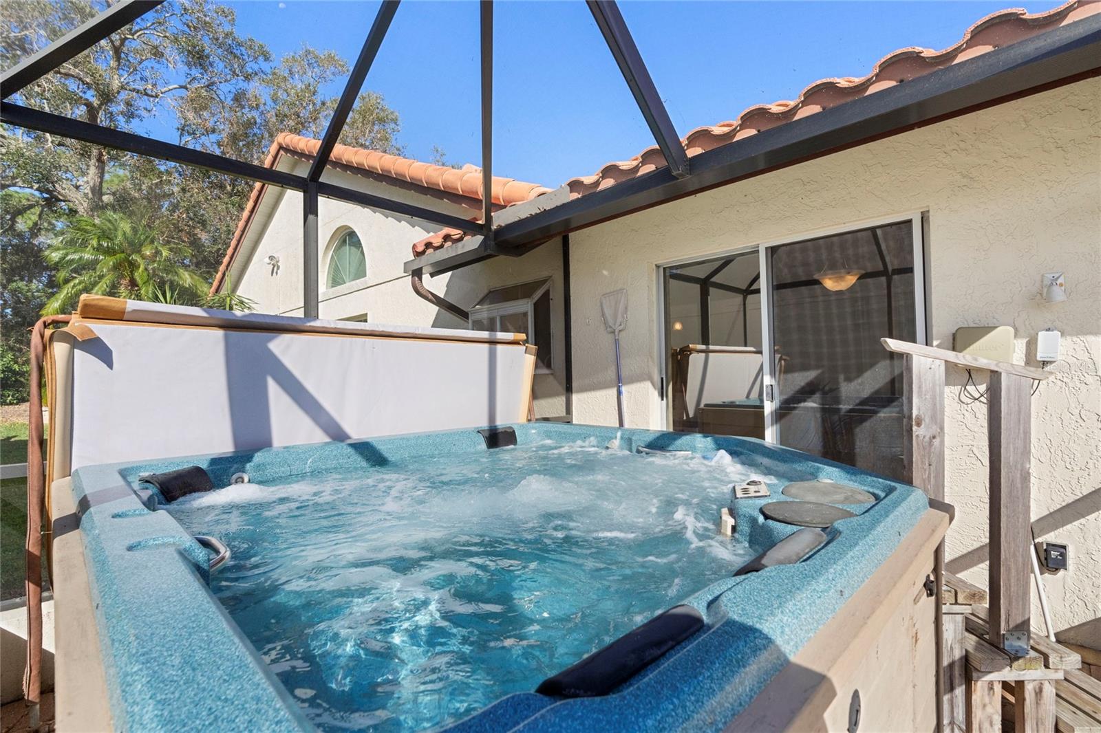 Image 9 of 49 For 4966 Clubview Court E