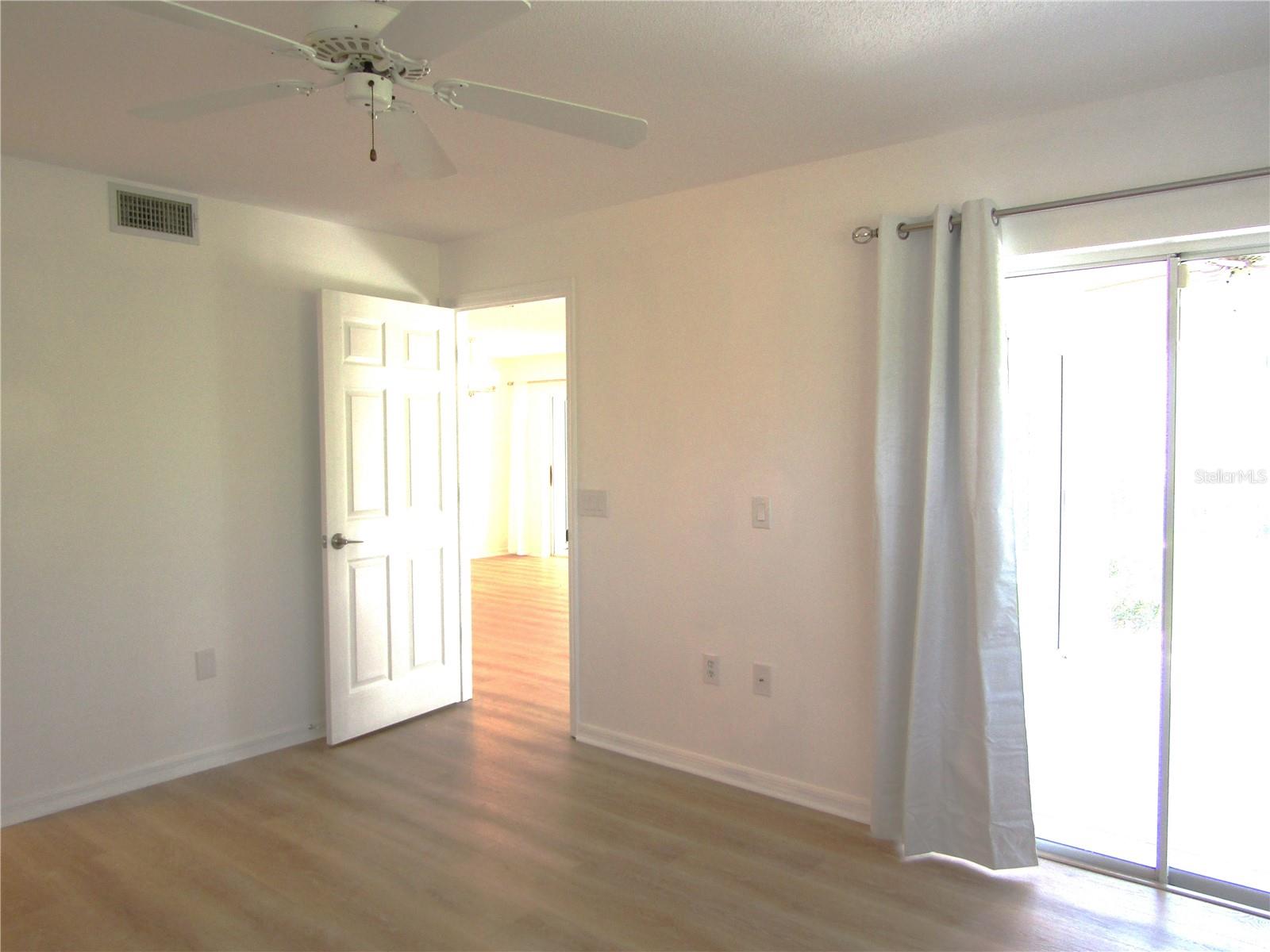 Image 18 of 25 For 5684 Sheffield Greene Circle 79