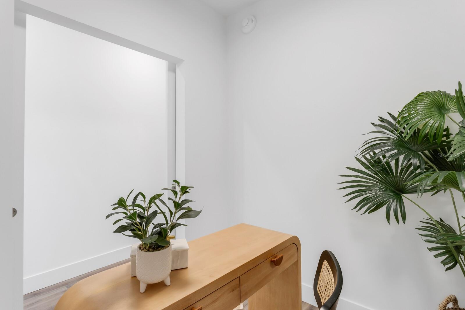 Image 27 of 43 For 1709 Tamiami Trail 503