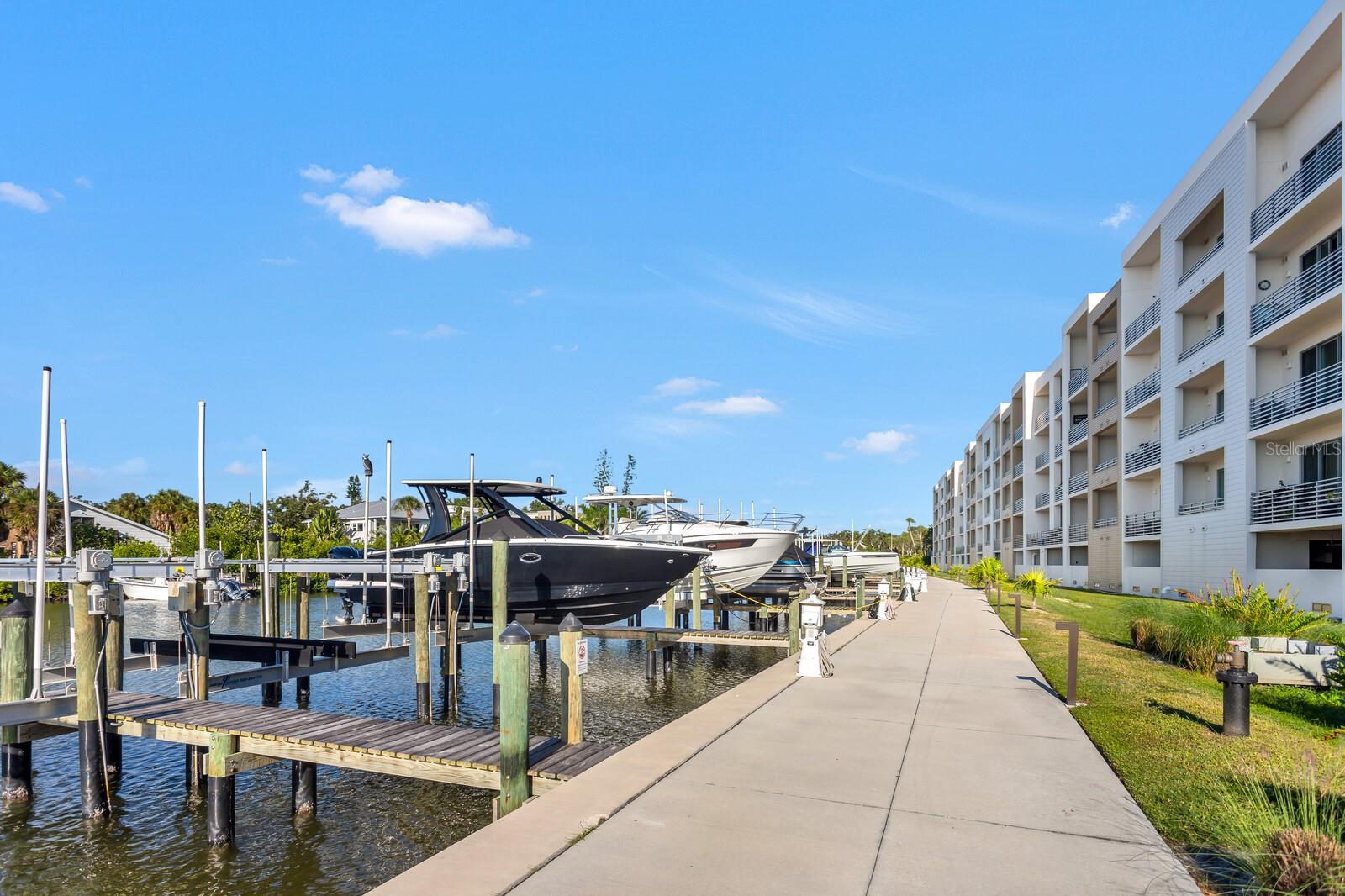 Image 29 of 43 For 1709 Tamiami Trail 503