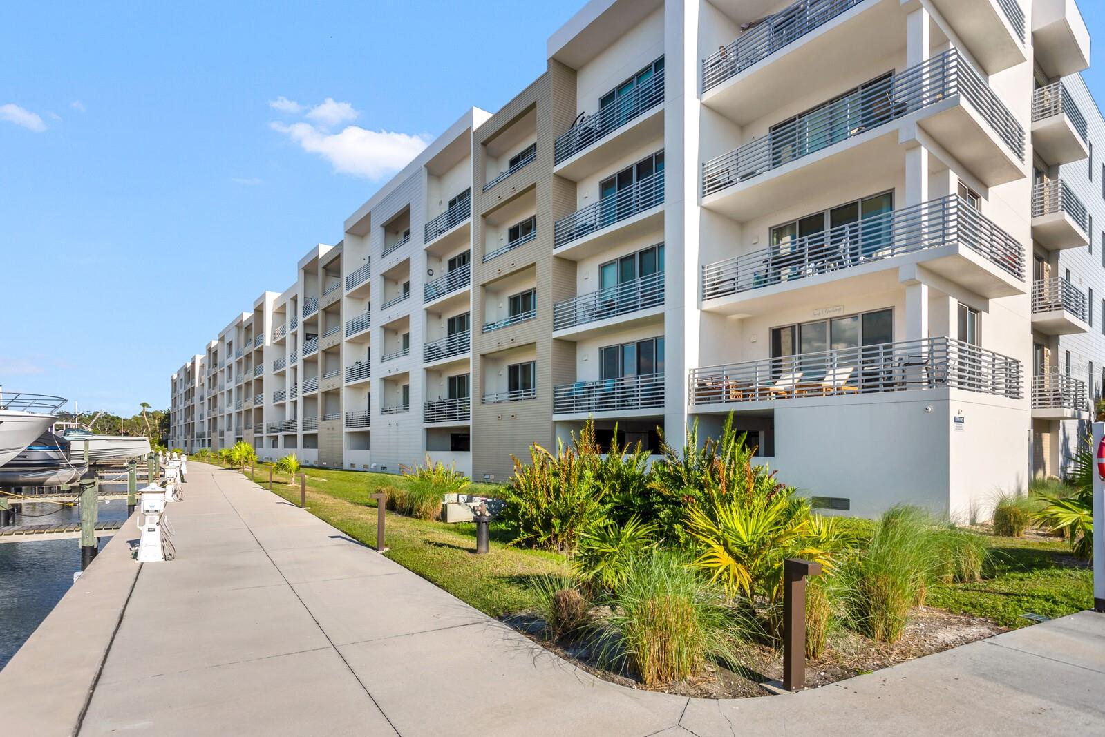 Image 30 of 43 For 1709 Tamiami Trail 503