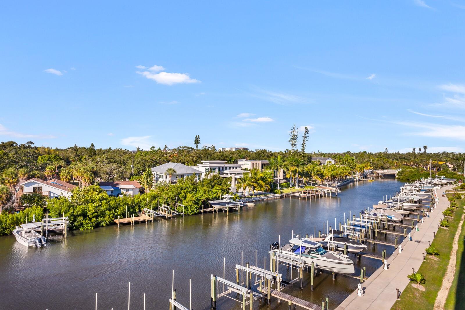 Image 32 of 43 For 1709 Tamiami Trail 503