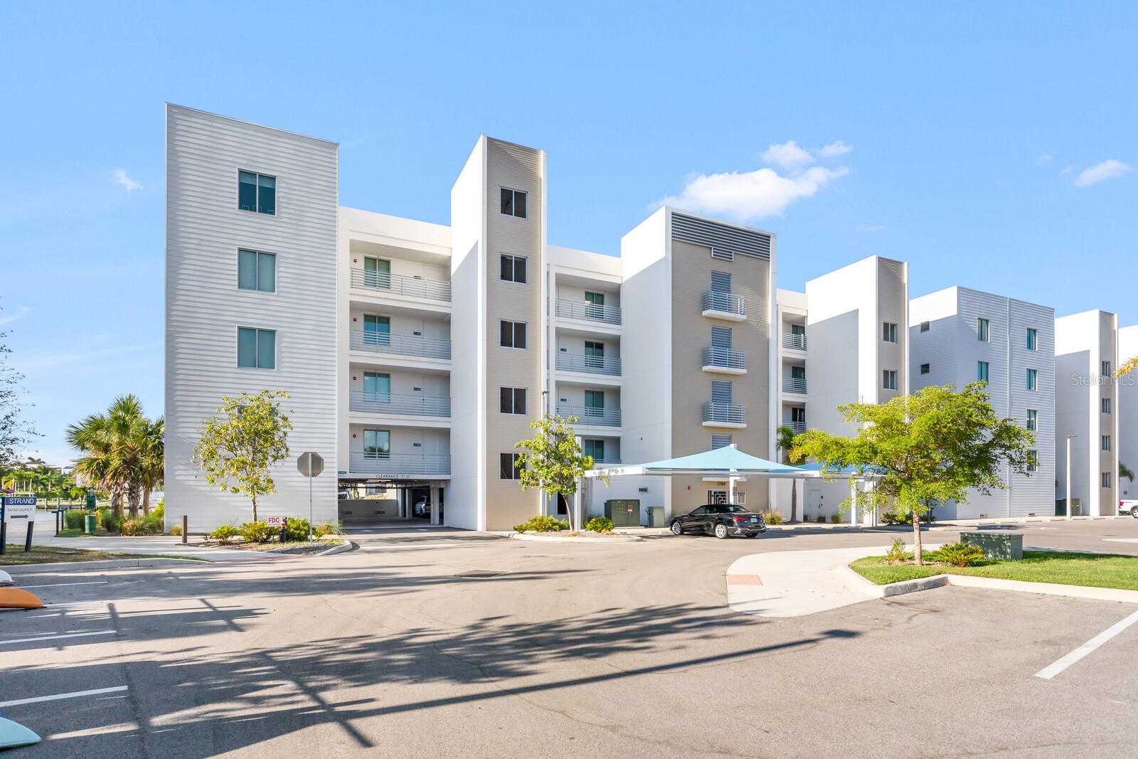 Image 33 of 43 For 1709 Tamiami Trail 503