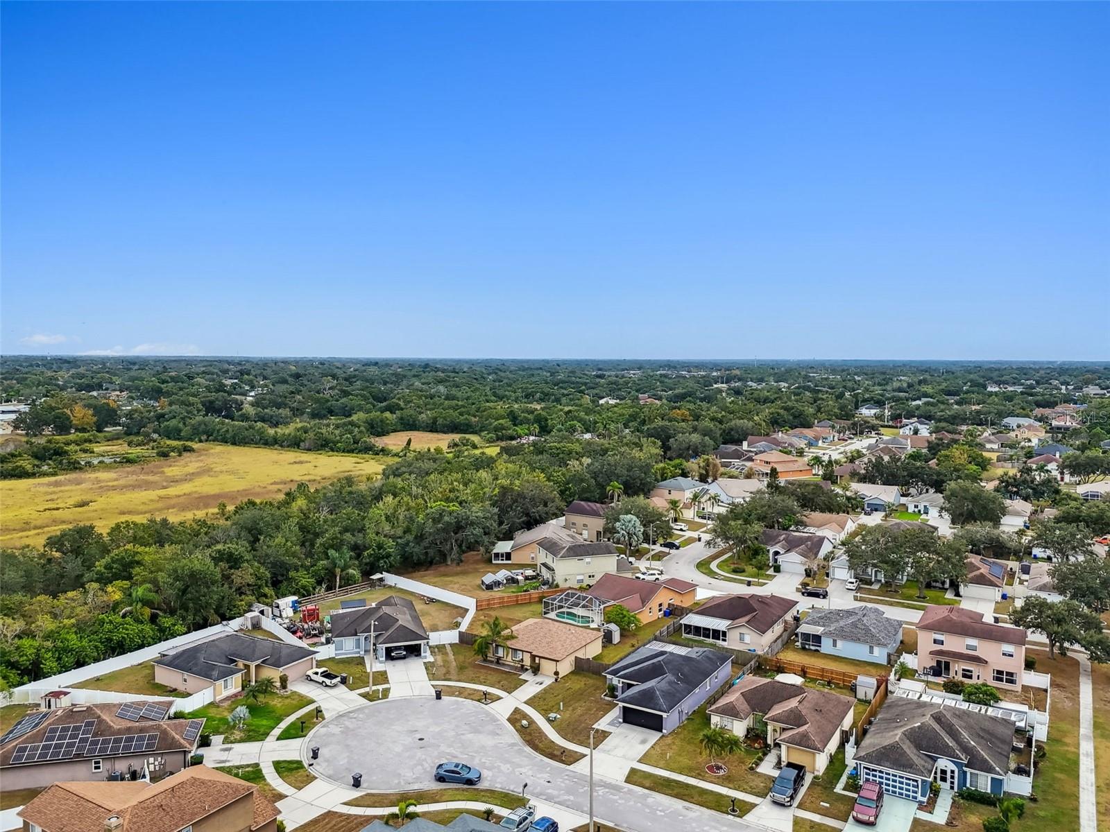 Listing photo id 40 for 1407 Oakford Court