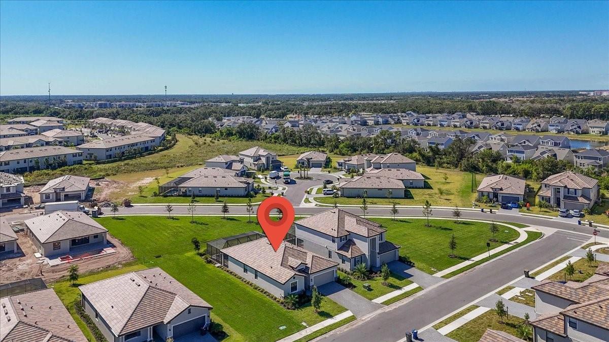 Image 25 of 57 For 15018 Oxford Grey Drive