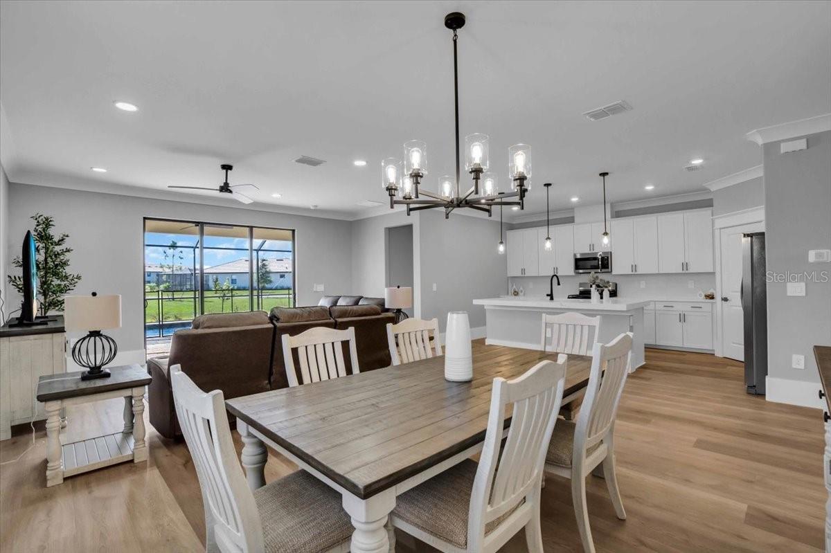 Image 8 of 57 For 15018 Oxford Grey Drive