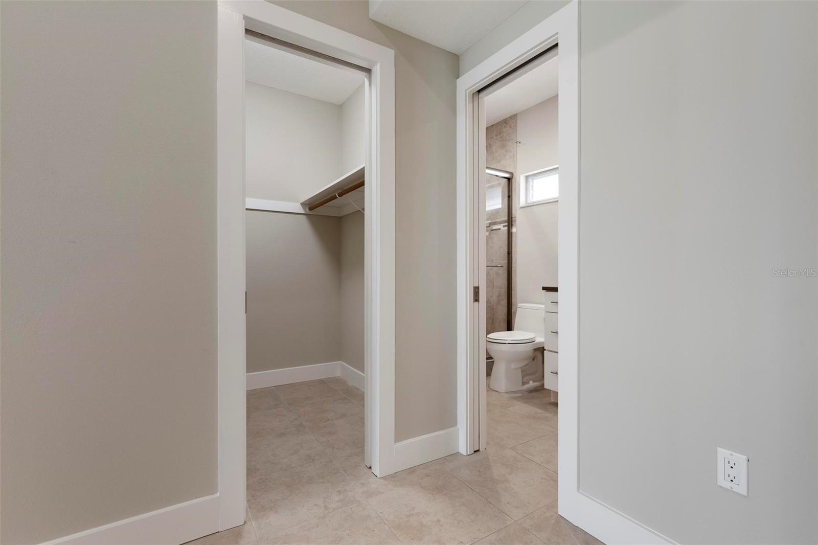 Image 22 of 62 For 5903 Tidewood Avenue 1