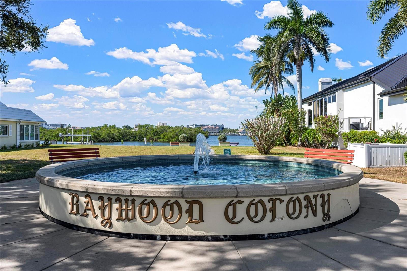 Image 32 of 62 For 5903 Tidewood Avenue 1