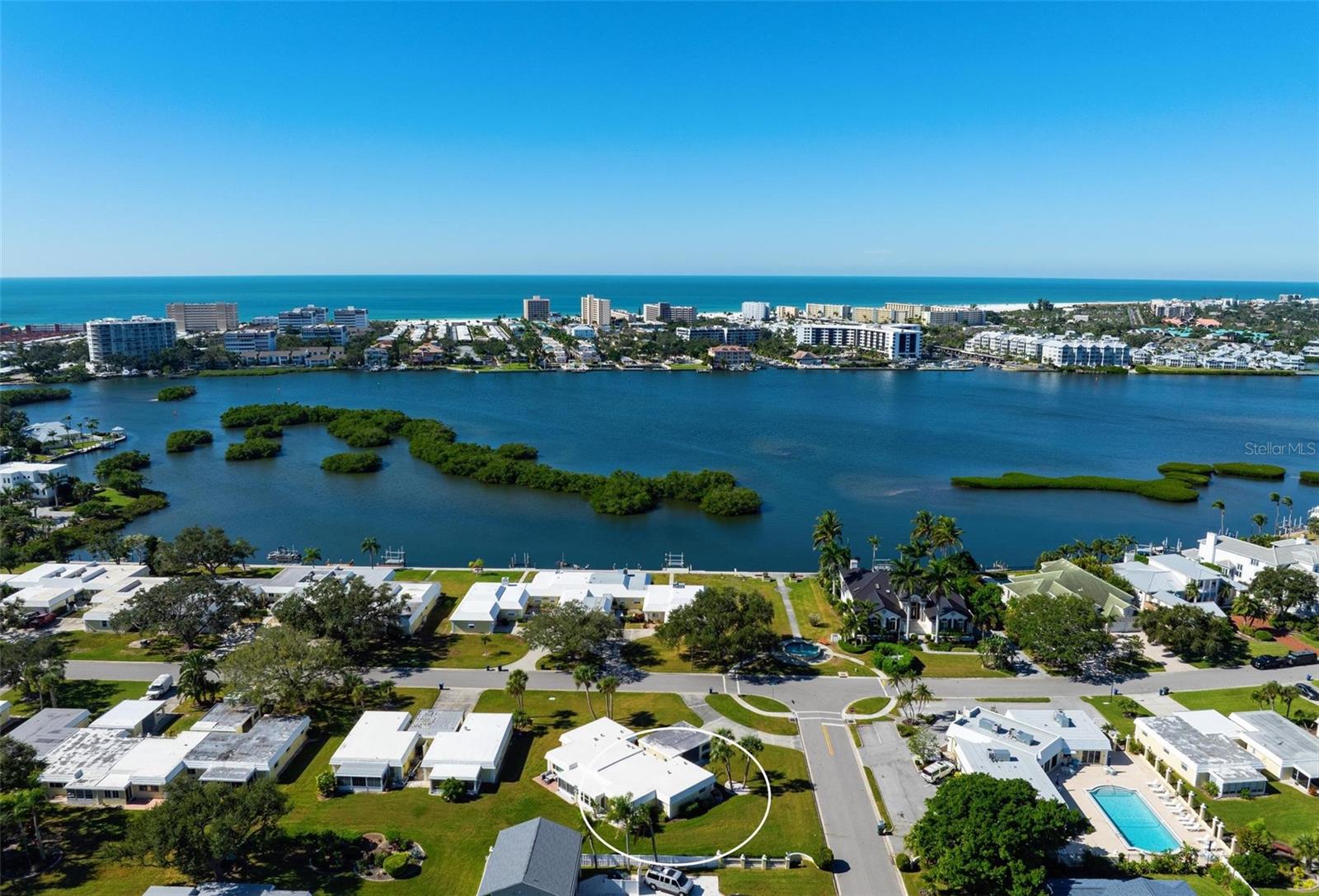 Image 39 of 62 For 5903 Tidewood Avenue 1