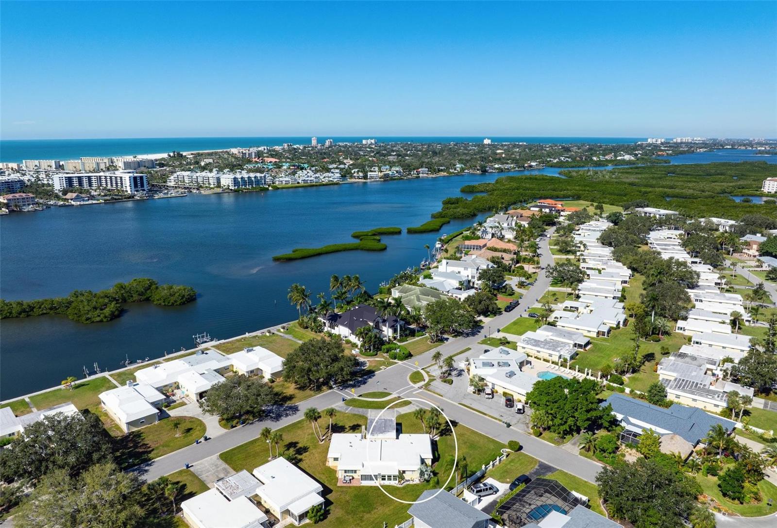 Image 42 of 62 For 5903 Tidewood Avenue 1