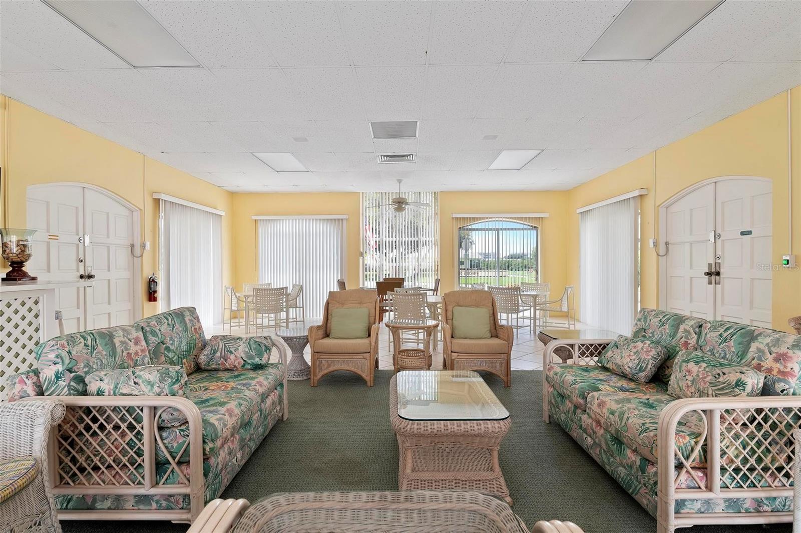 Image 48 of 62 For 5903 Tidewood Avenue 1