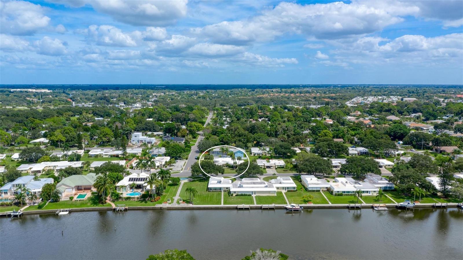 Image 58 of 62 For 5903 Tidewood Avenue 1