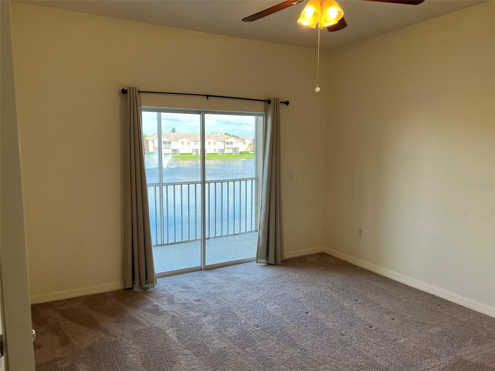 Image 10 of 30 For 3688 Parkridge Circle 27-201