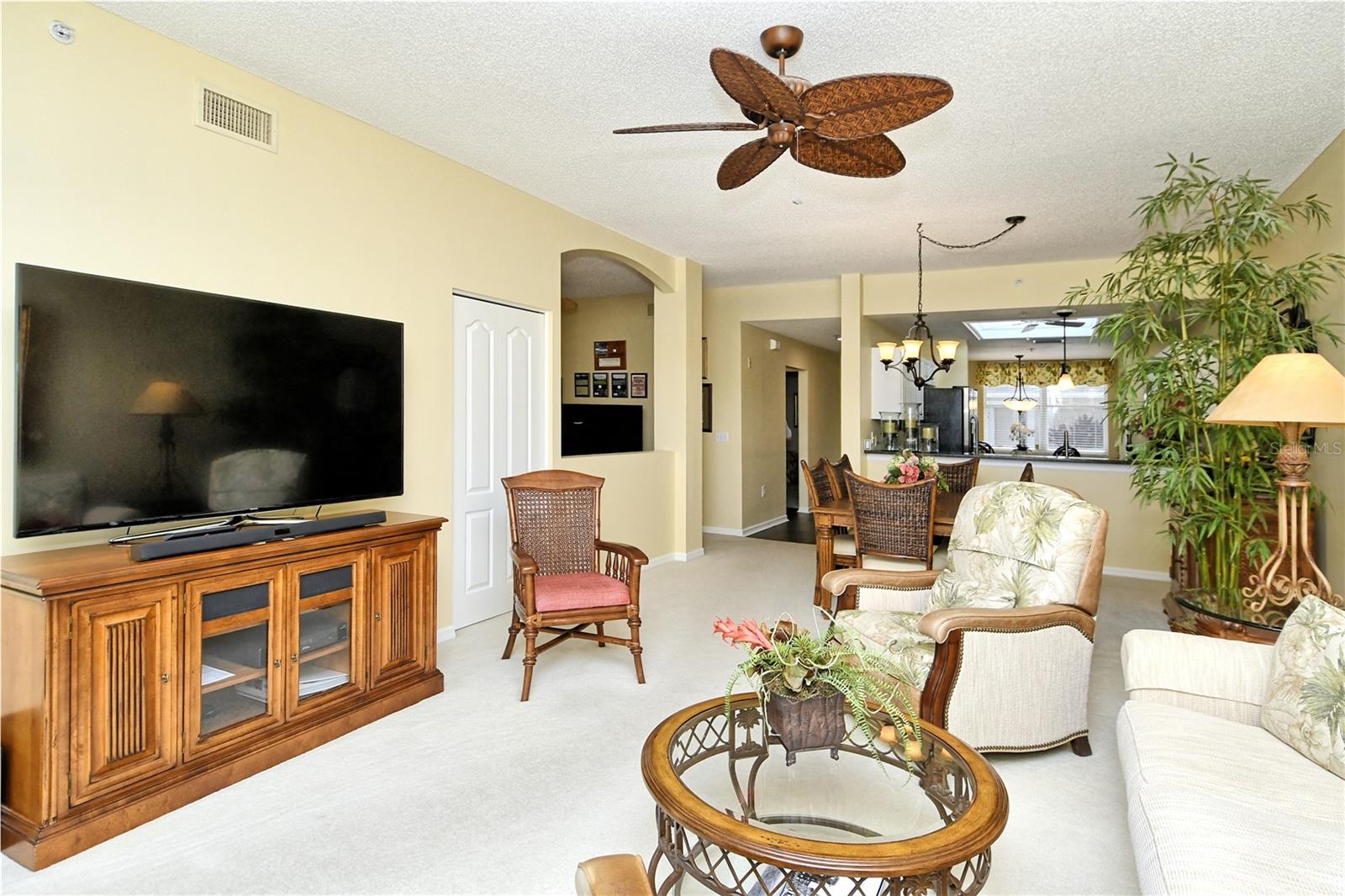 Image 13 of 60 For 5250 Hyland Hills Avenue 1515