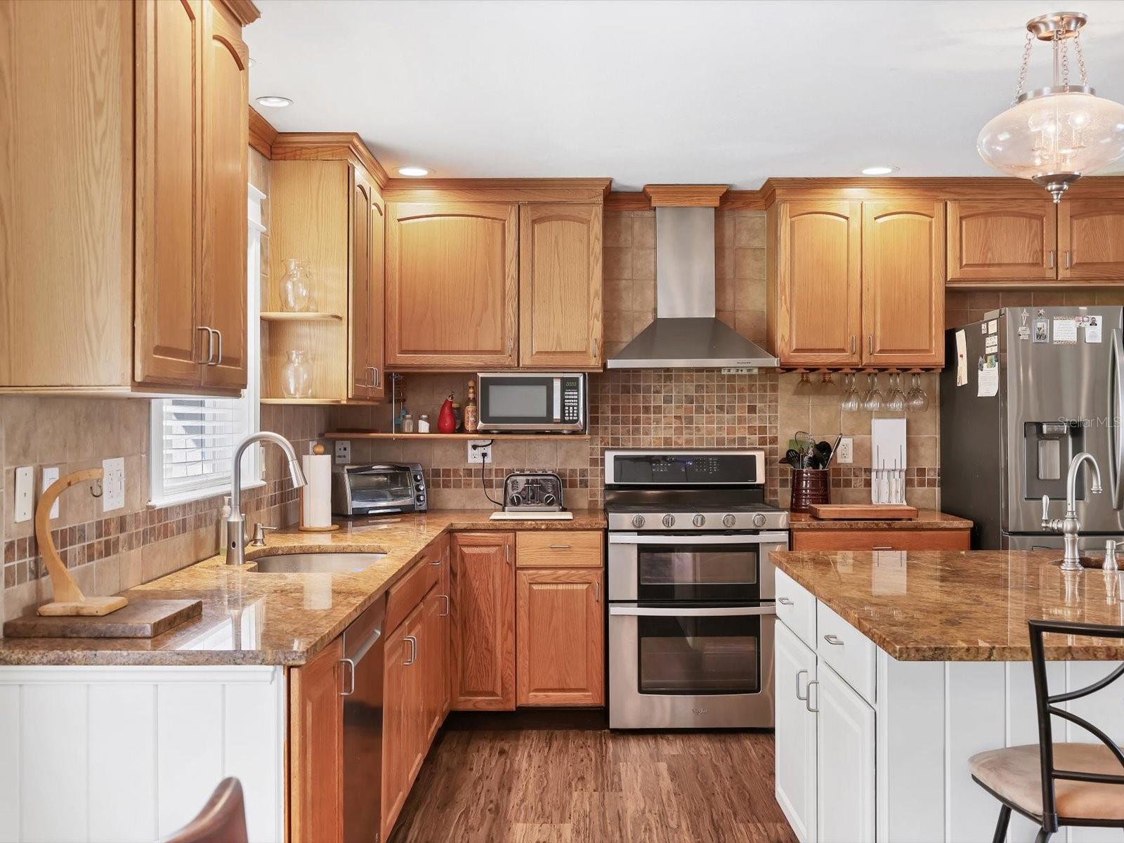 Image 17 of 67 For 4708 Hidden River Road